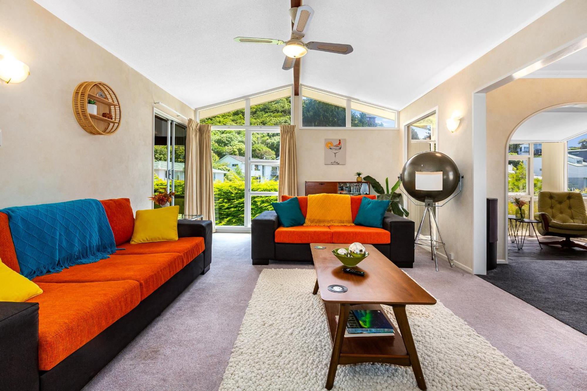 פורירואה Retro 4 Bedroom Home, Warm And Welcoming, Quiet Location מראה חיצוני תמונה