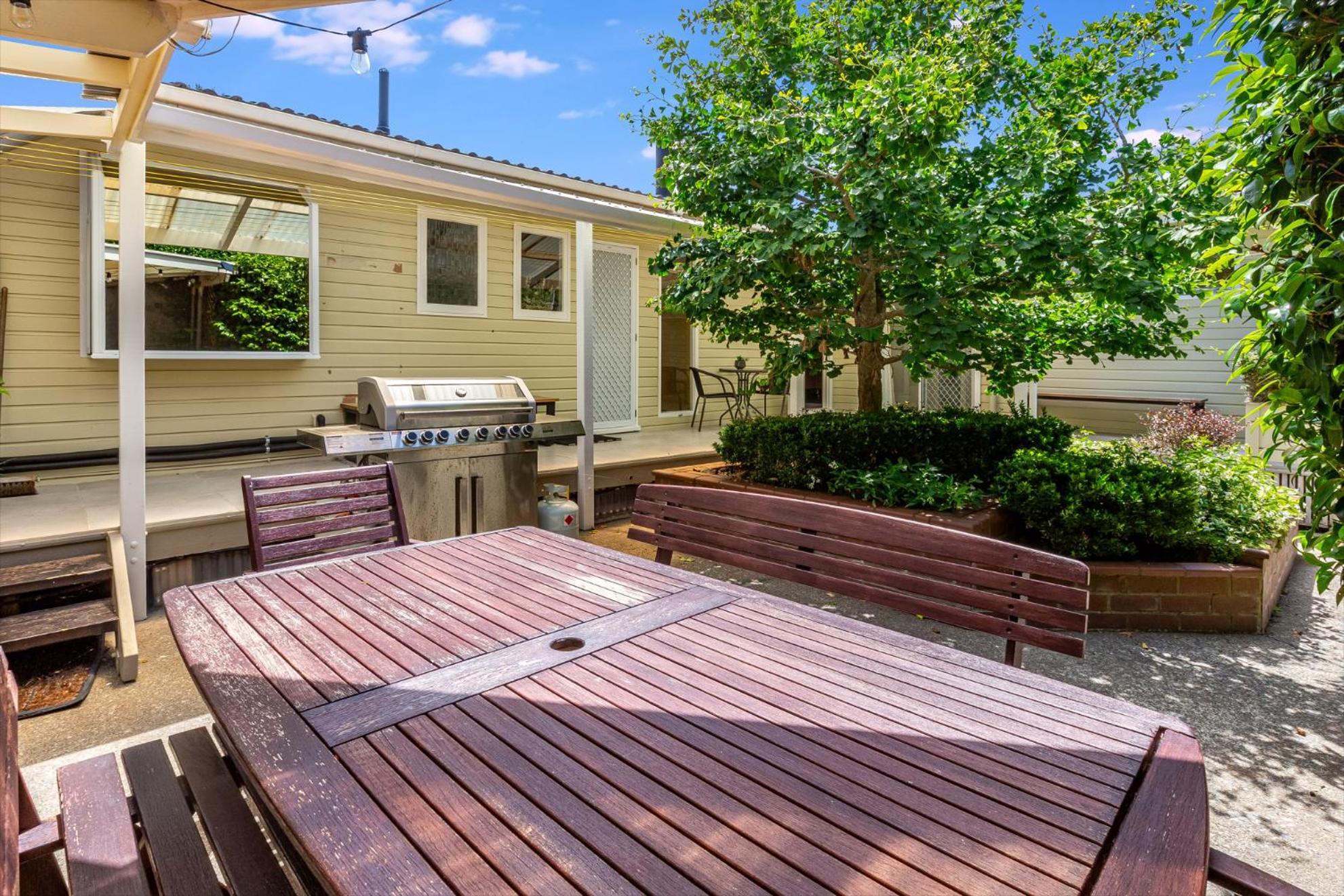 פורירואה Retro 4 Bedroom Home, Warm And Welcoming, Quiet Location מראה חיצוני תמונה